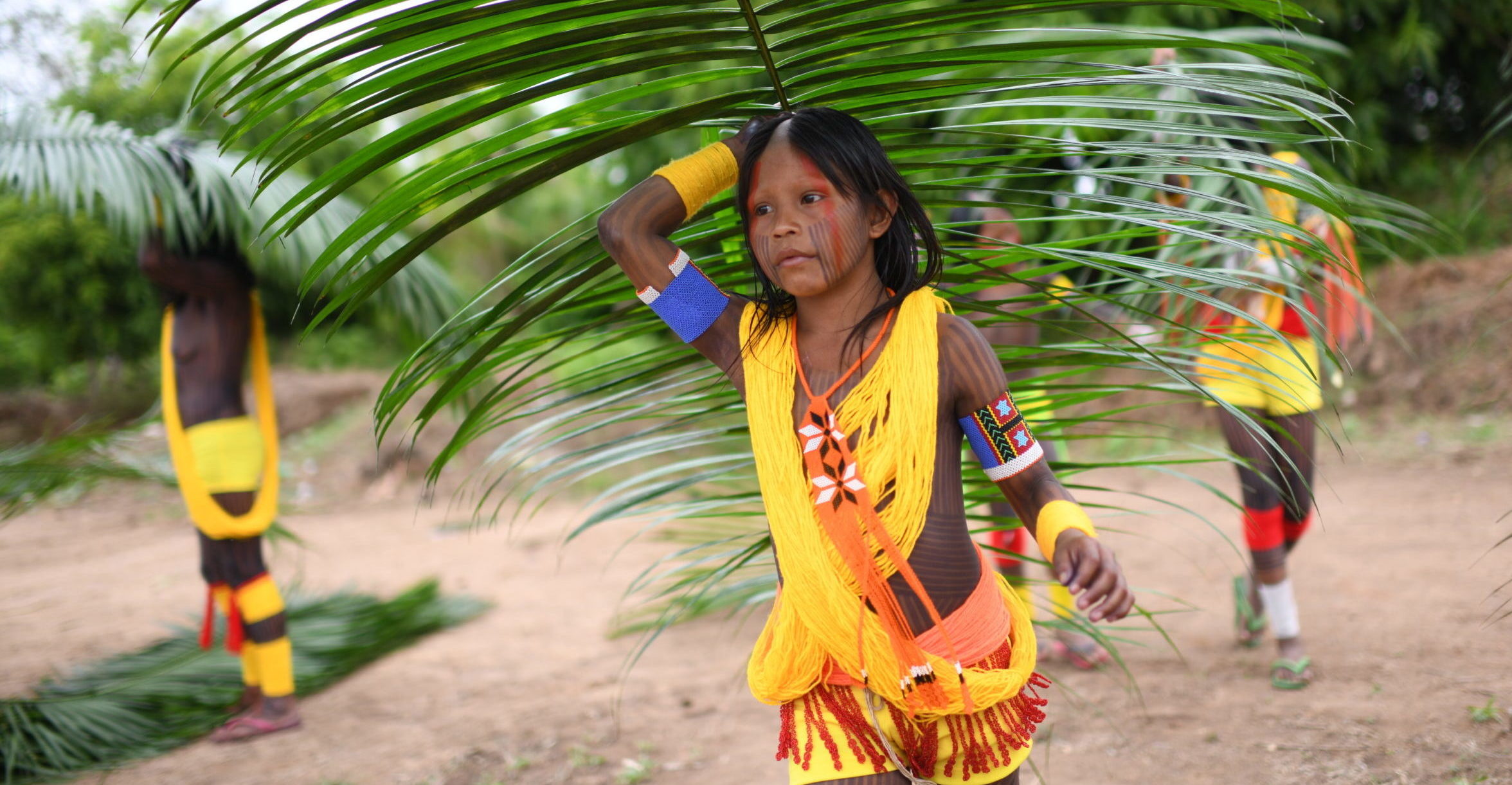 Instituto Kabu realiza exposição fotográfica e mostra a beleza das crianças Kayapó